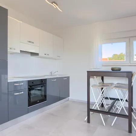 Apartment Harmony - *